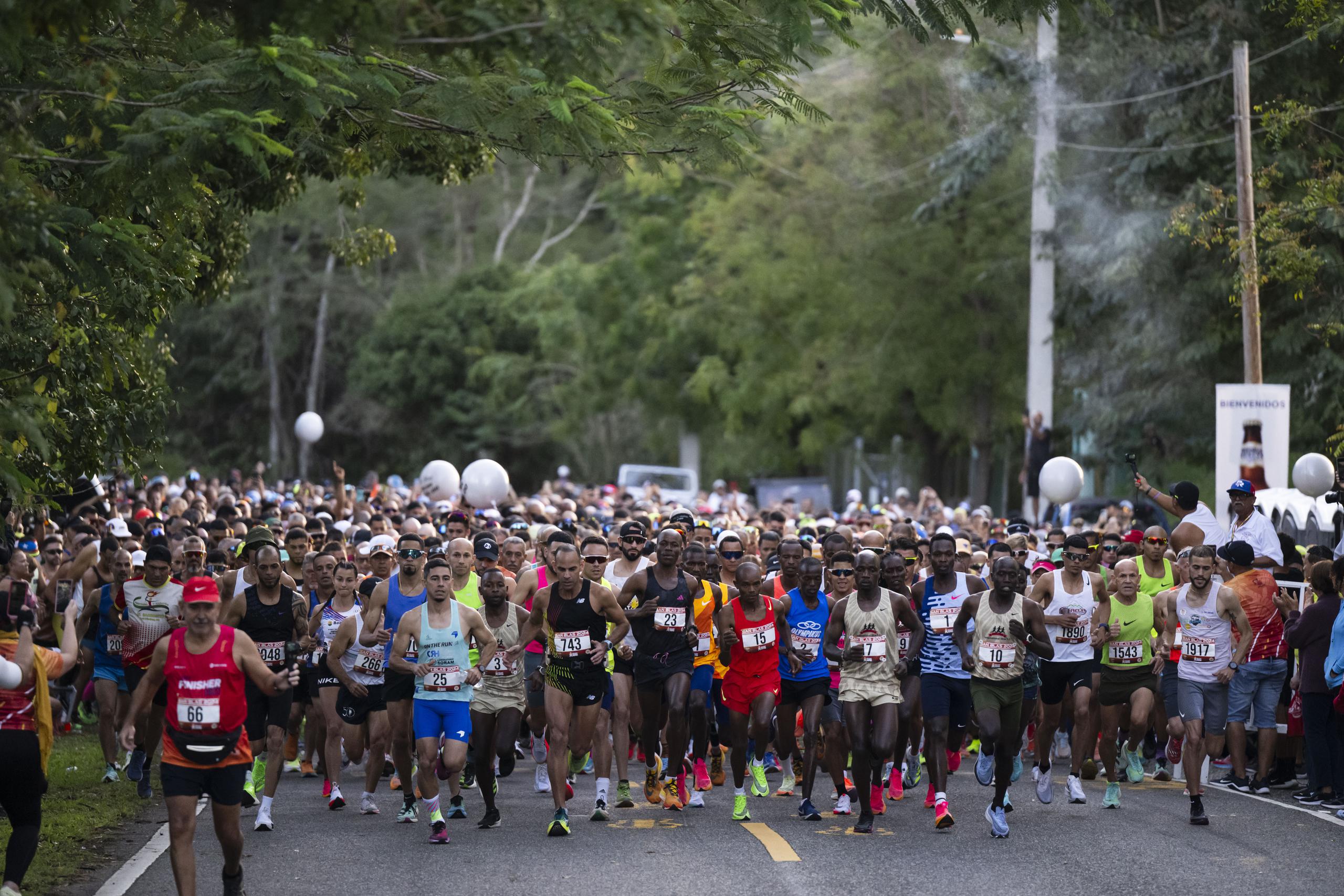 La celebración del medio maratón San Blas 2024 contó con la participación de 2,100 corredores, lo que es una cifra récord para el evento.
