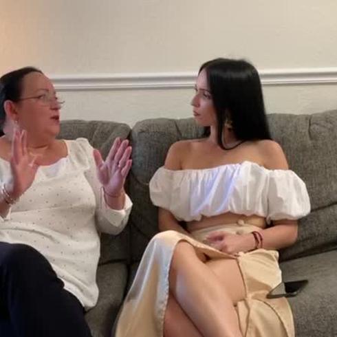 Diana Fuentes entrevista a su madre