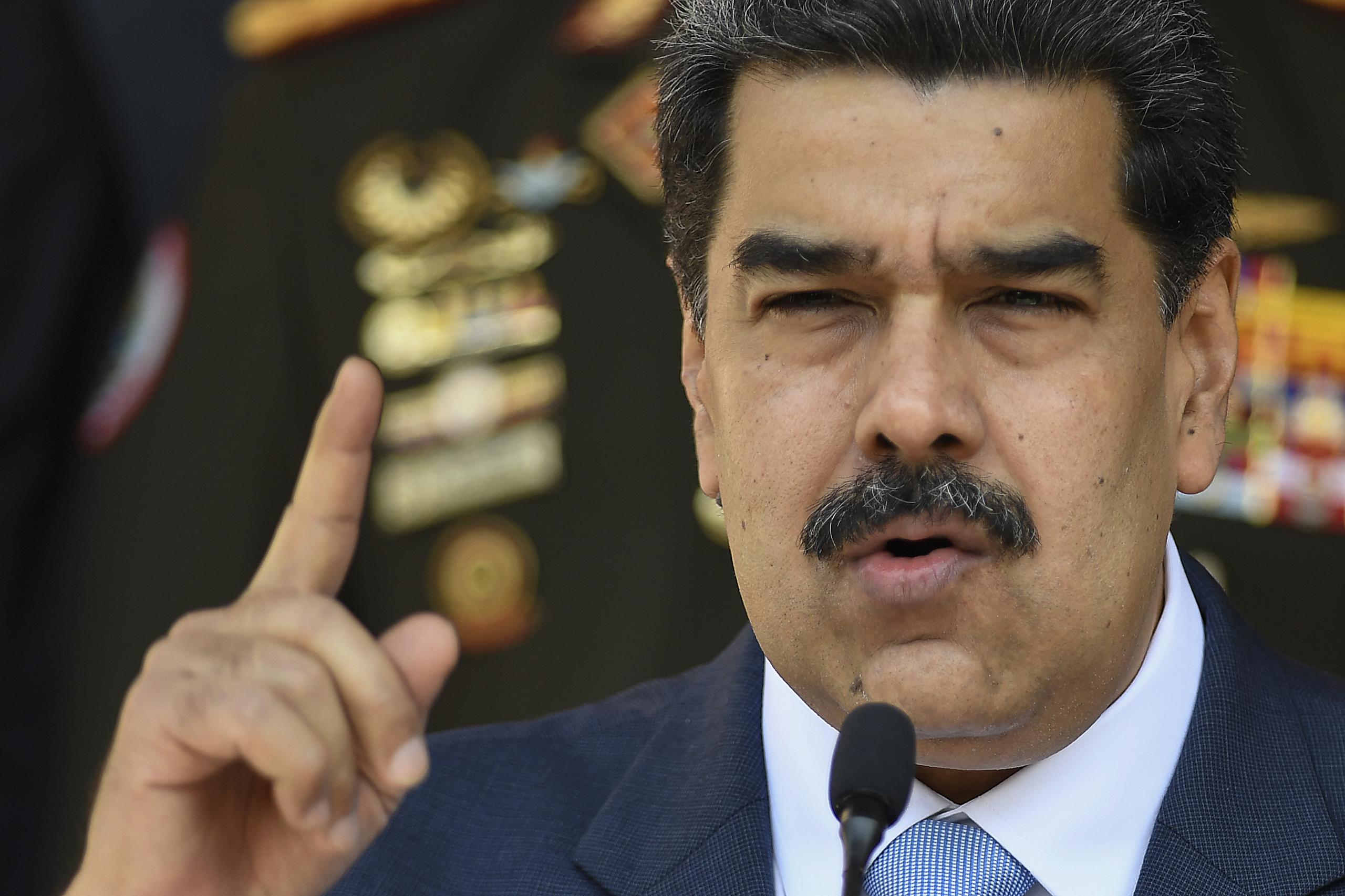 El presidente venezolano Nicolás Maduro ofrece una conferencia de prensa en el Palacio de Miraflores en Caracas