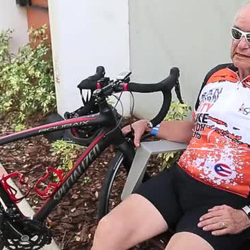 Ciclista de 73 años le dará la vuelta a Puerto Rico