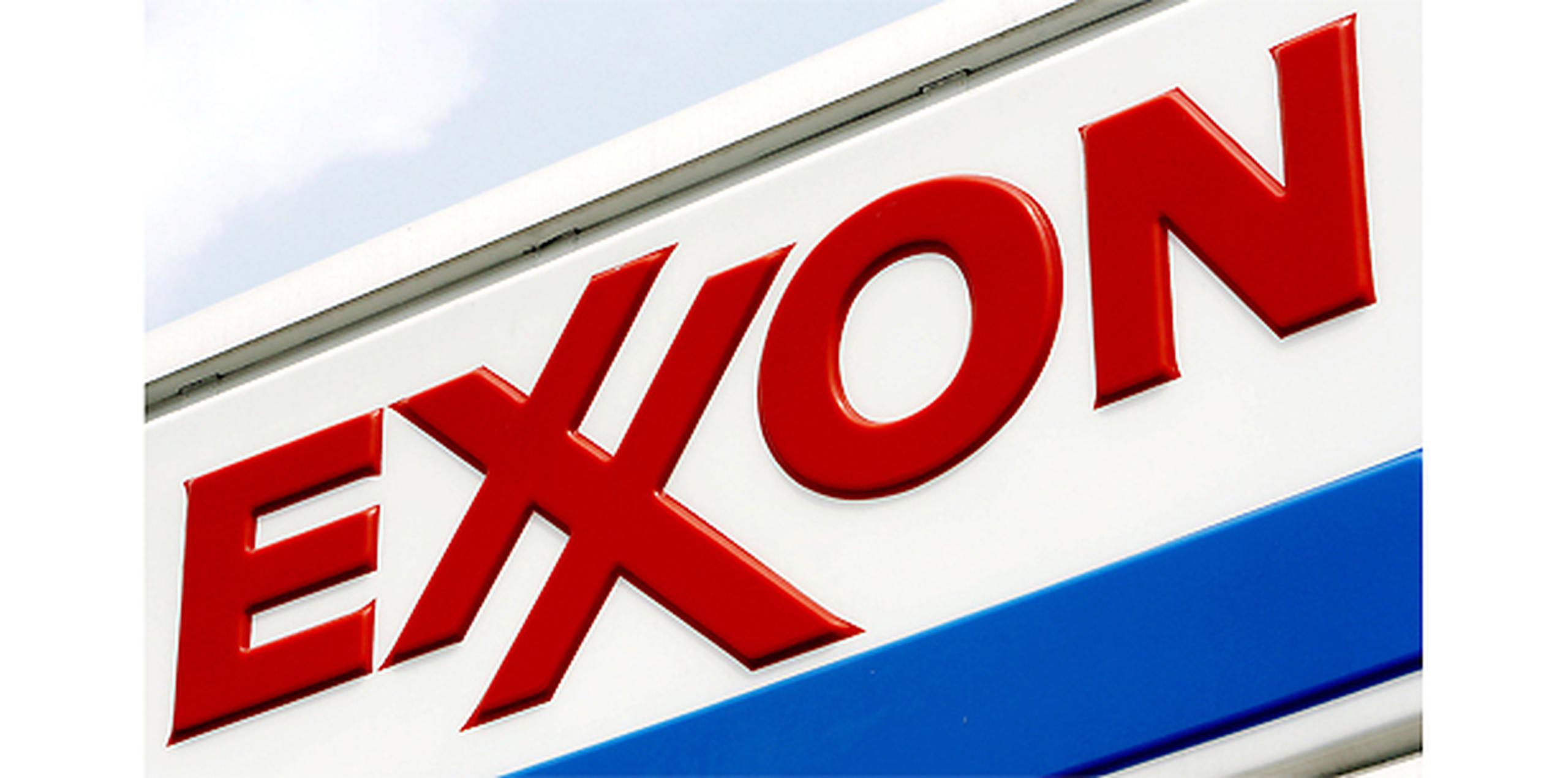 Abogados de Exxon Mobil dijeron que la compañía usó MTBE para satisfacer los requerimientos de la Ley de Aire Limpio para reducir contaminación y no debería ser penalizada por la contaminación causada por terceras partes. (Archivo)