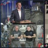 Astronautas compiten contra campeón de ajedrez
