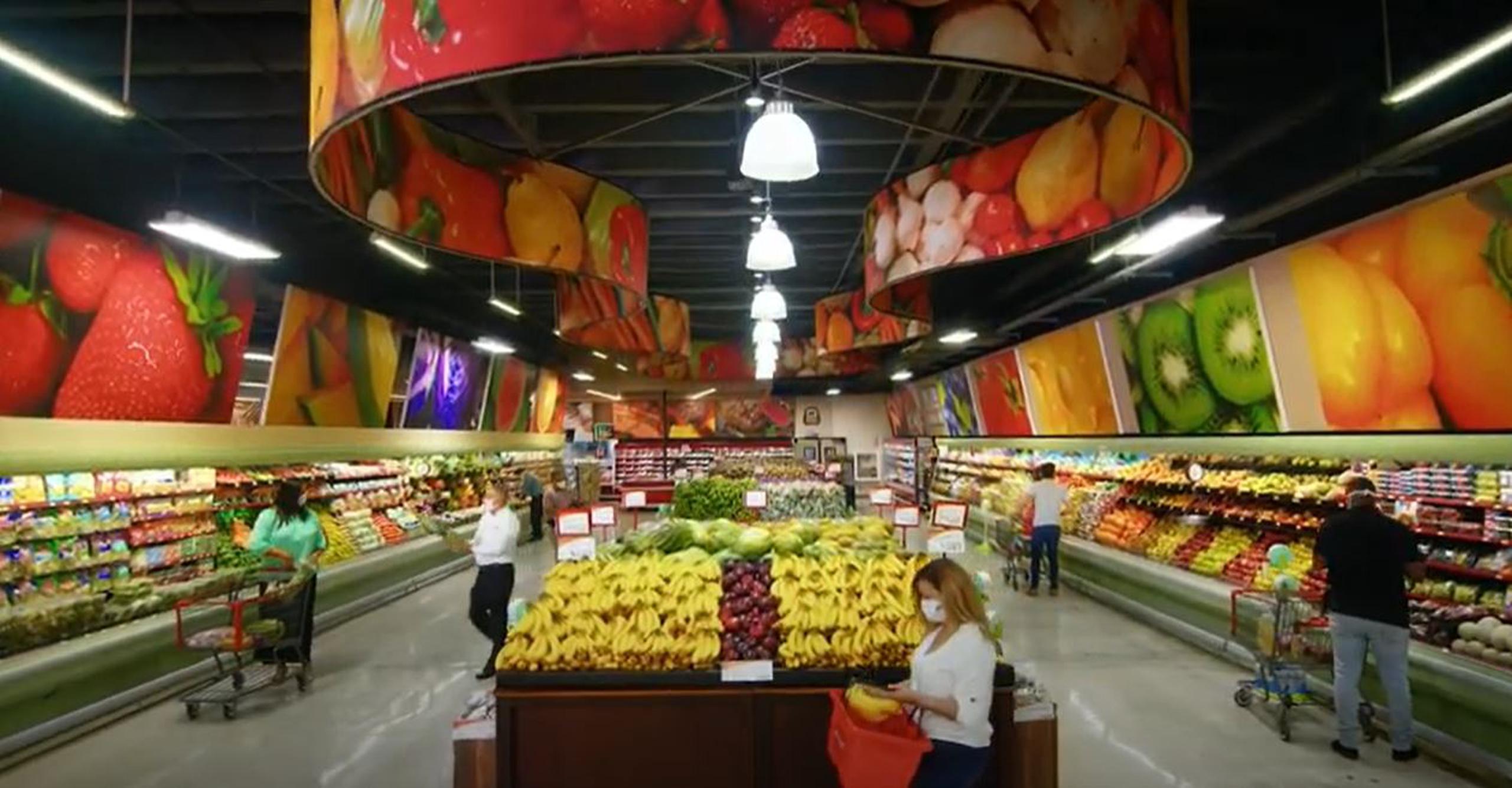 Econo actualmente cuenta con 62 supermercados en 47 municipios alrededor de la Isla y una plantilla de 7,000 trabajadores.