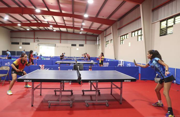 El pabellón de entrenamiento de tenis de mesa en el Albergue Olímpico está ahora a un nivel de calibre mundial.