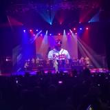 Eddie Rosario ovacionado en concierto de Gilbertito en Atlanta