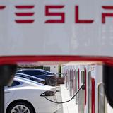 Tesla despedirá a 15,000 trabajadores