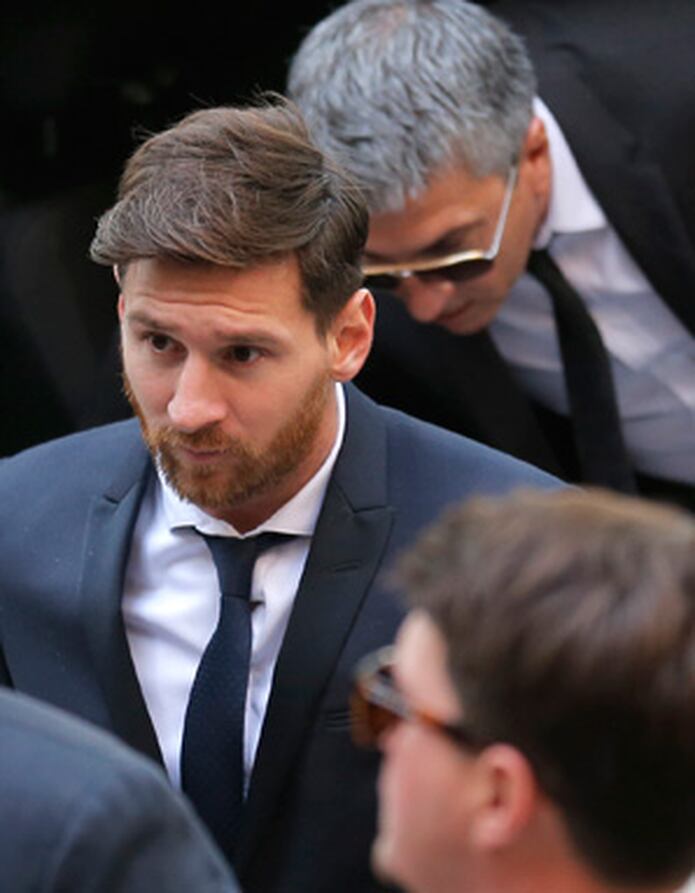 Messi acude al tribunal en caso de evasión fiscal ...