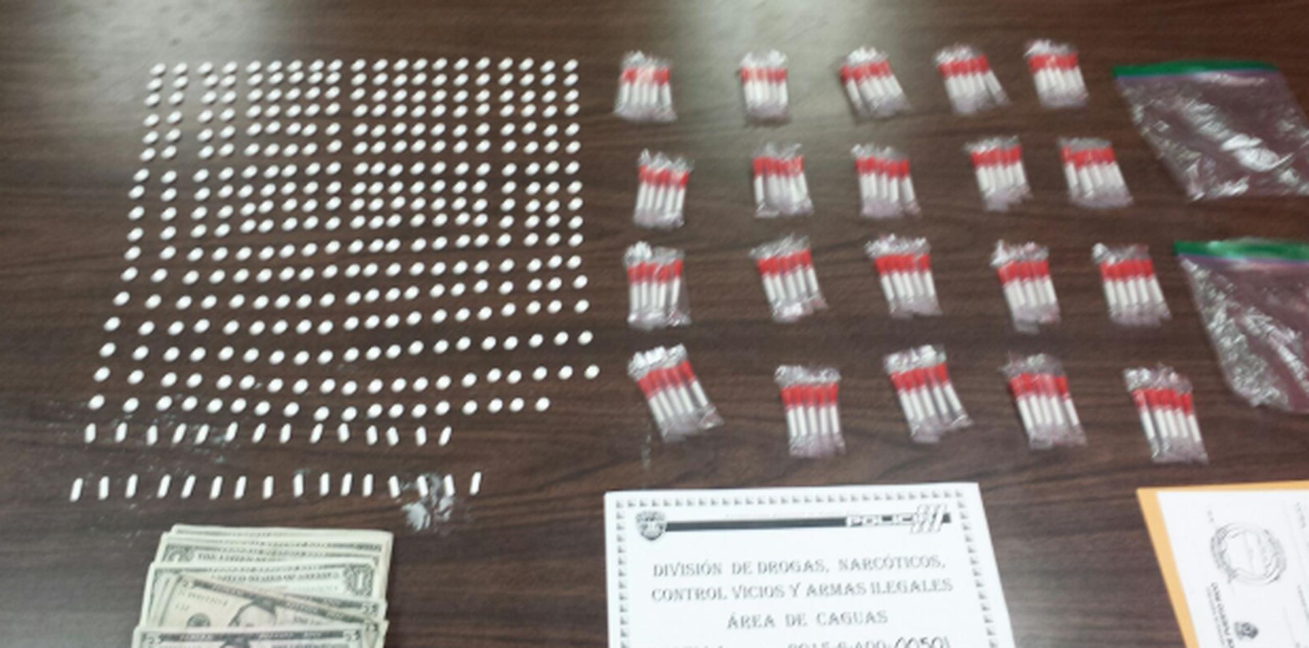 En el apartamento 42, del edificio 6, se ocuparon 100 cápsulas de crack, $29 en efectivo, 352 pastillas de Tramadol y 16 de Xanax. (Suministrada)
