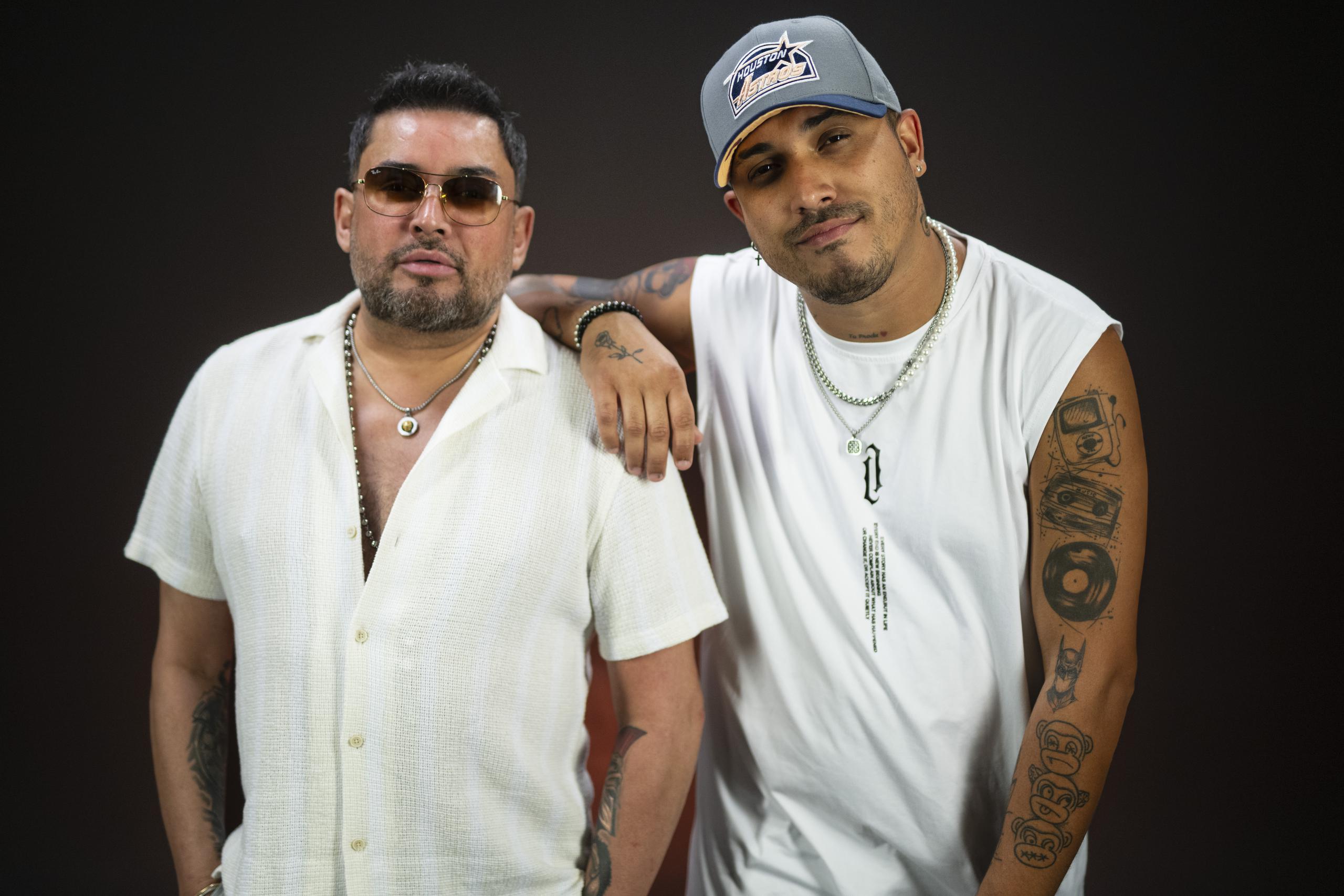 El sencillo "La Fuga", llega después de que Jay Lugo fuese el productor musical del disco más reciente de Manny Manuel, “Road Trip” (2022).