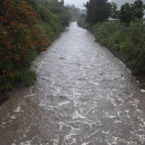 Tormenta Isaías: mira cómo creció el río Yauco