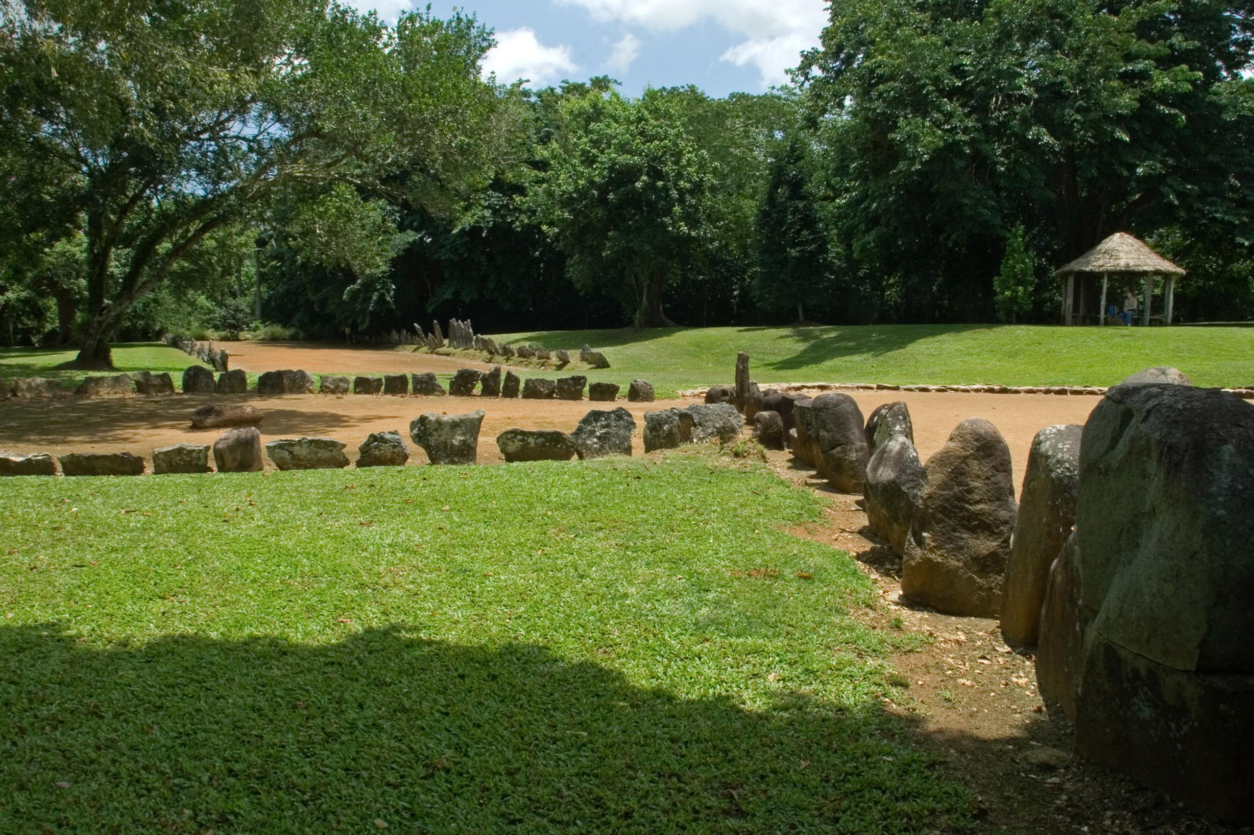 Se estima que el Centro Ceremonial Indígena de Caguana, en Utuado, fue construido hace más de 800 años por los indios taínos.