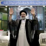 Ultraconservador es elegido presidente de Irán  