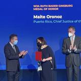 Maite Oronoz recibe medalla de honor en España