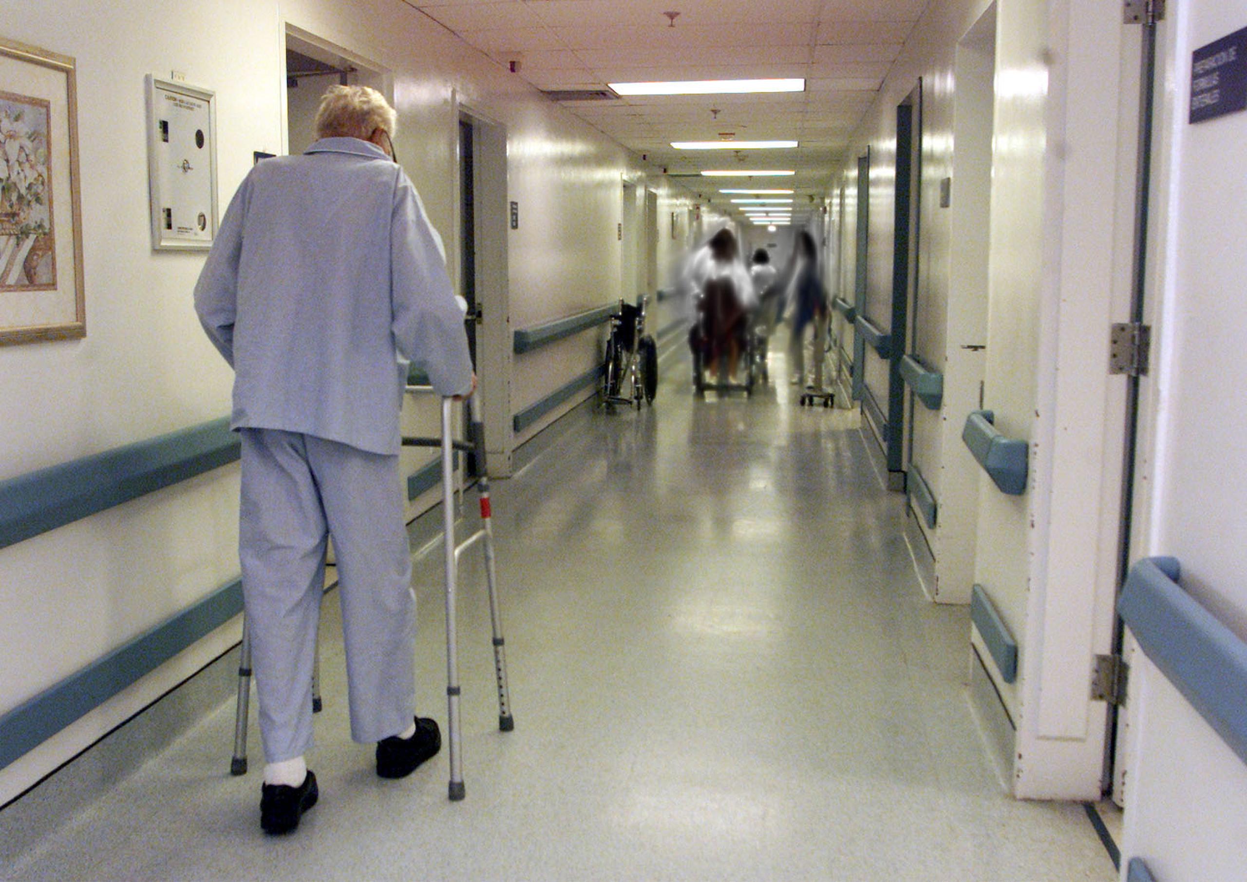 En lo que va de año fiscal, se han reportado 494 casos de adultos mayores de 60 años desamparados en instituciones hospitalarias.