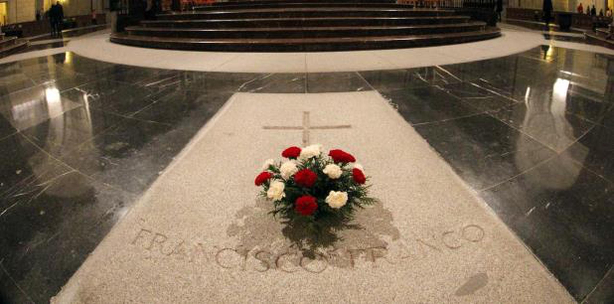 Vista del interior de la basílica del Valle de los Caídos, lugar donde está enterrado el dictador Francisco Franco. (Archivo)