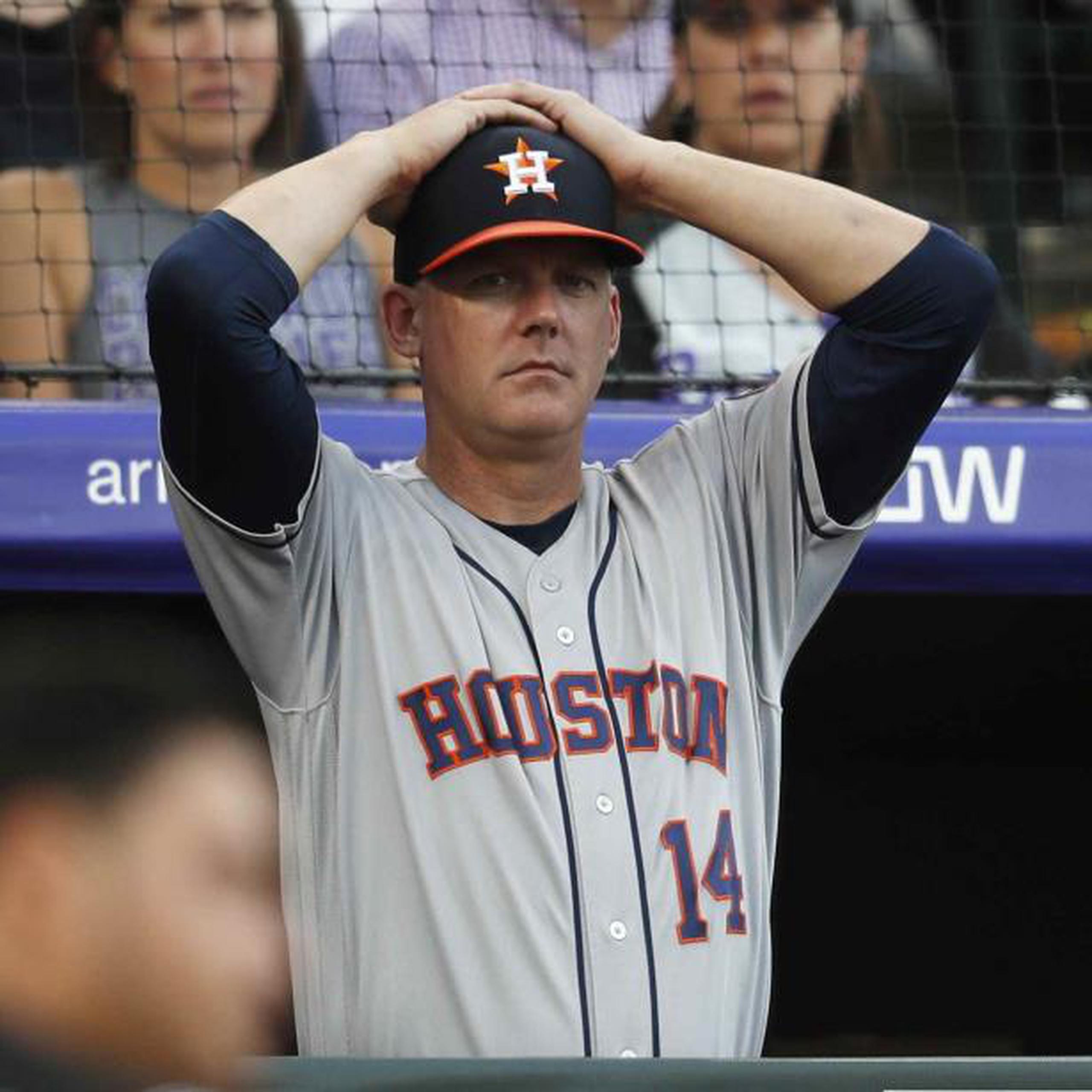 AJ Hinch fue suspendido por un año y despedido como dirigente de los Astros de Houston. (AP)