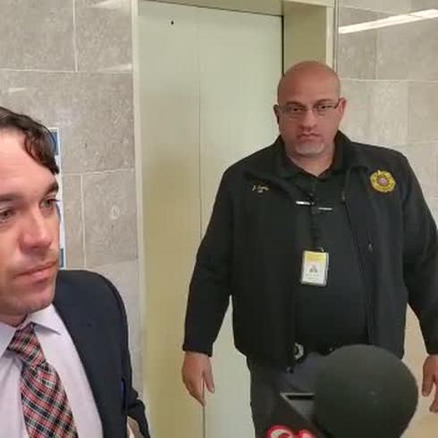 Fiscal reacciona a pedido de suprimir unas armas como evidencia en caso contra Jensen Medina
