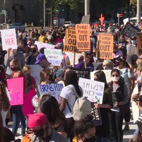 Miles de mujeres salen a las calles en repudio a Donald Trump