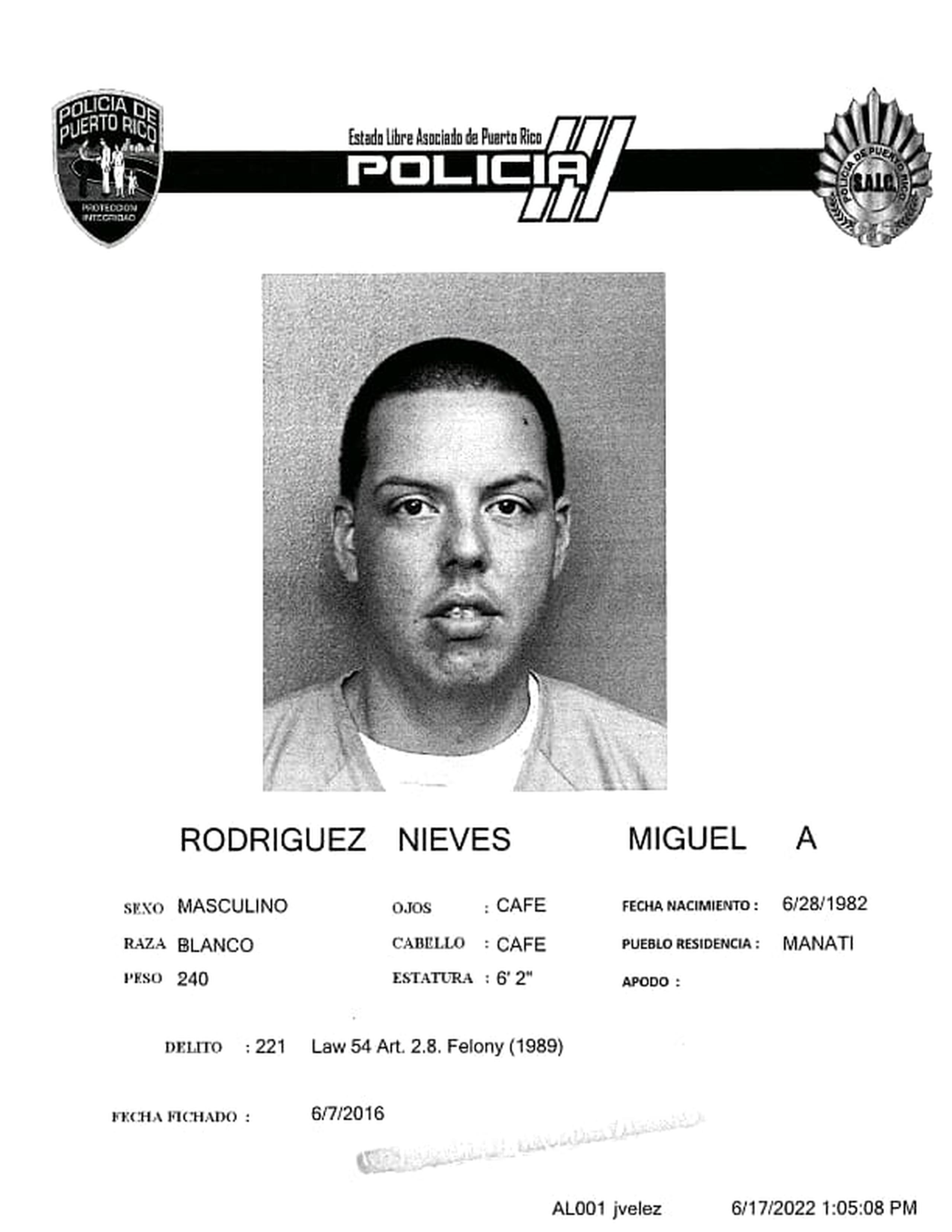 Miguel A. Rodríguez Nieves fichado en el 2016 por un caso de violencia doméstica.