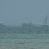 Recuperan datos de avión de la Marina que se salió de la pista y cayó al mar en Hawai