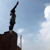 Holanda retira estatua olímpica por semejanza al saludo nazi
