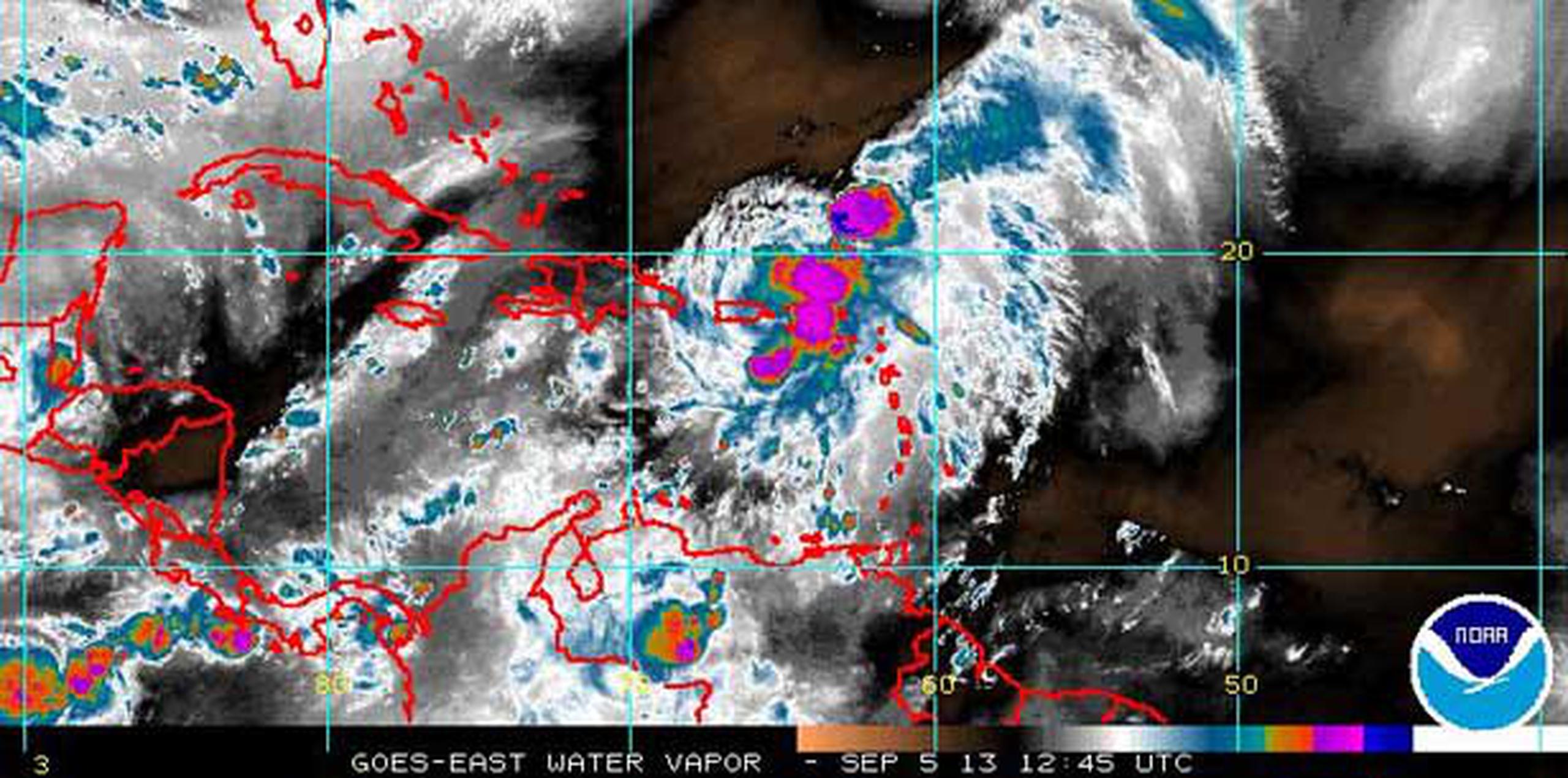 En el boletín emitido a las 8:00 a.m., el Centro Nacional de Huracanes (CNH) ubicaba la tormenta tropical Gabrielle en la latitud 17.7 norte y en la longitud 67.4 oeste. (NOAA)