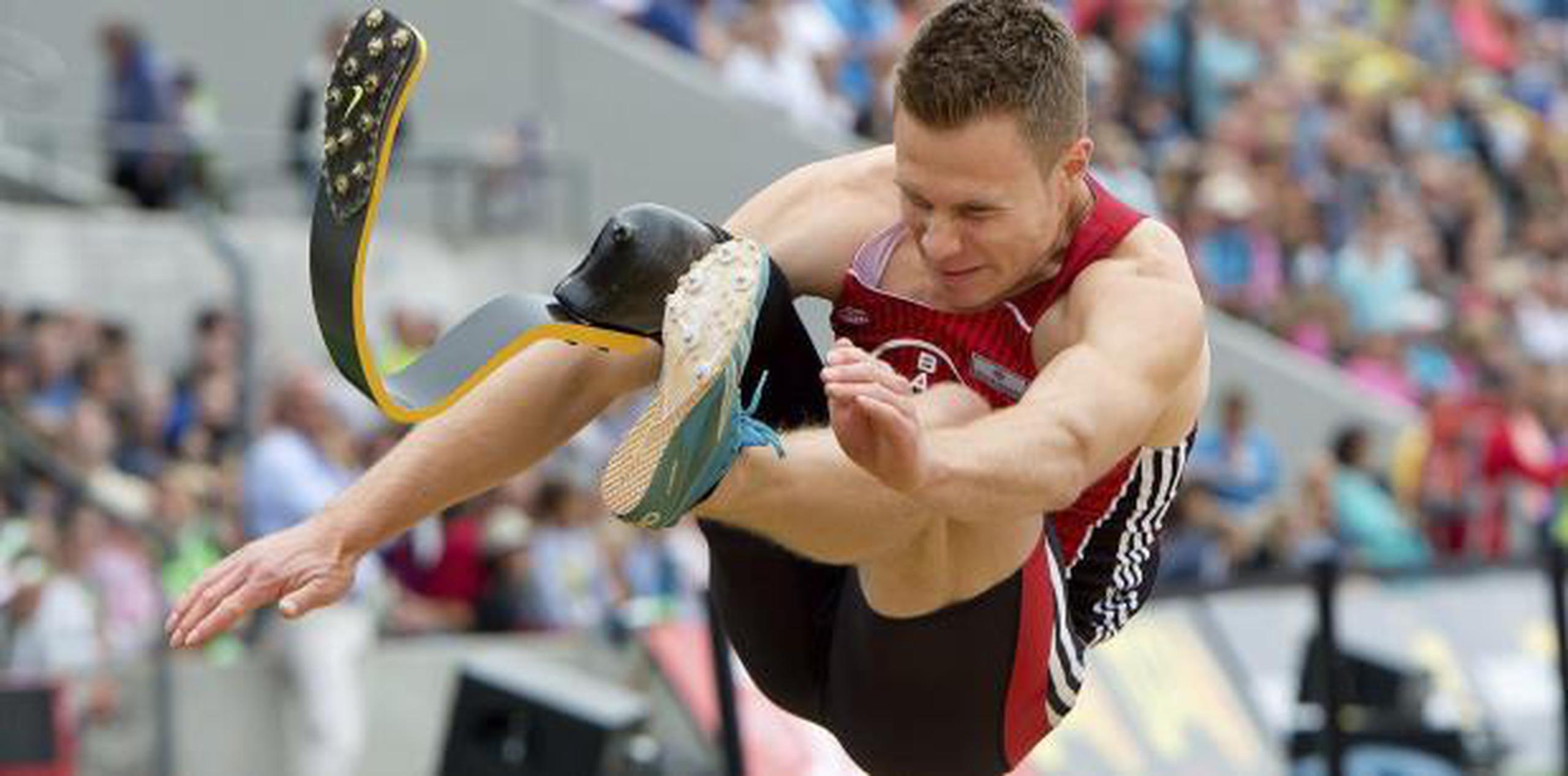 El saltador de longitud alemán Markus Rehm es una de las estrellas actuales del deporte paralímpico. (EFE / Sven Hoppe)