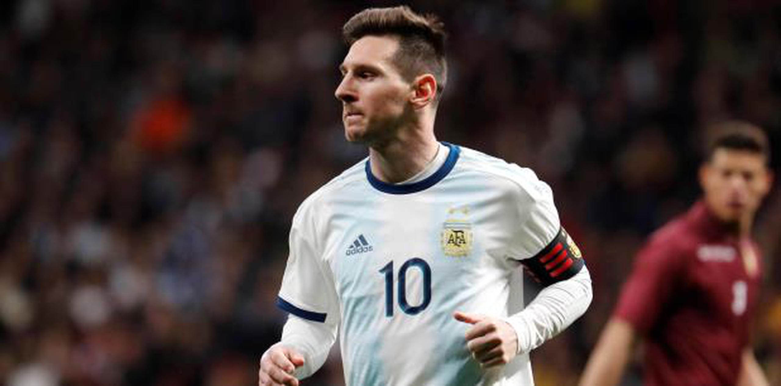 “Yo quiero ganar algo con la selección y yo lo voy a seguir intentando... voy a jugar todas las cosas importantes”, subrayó Messi. (AP)