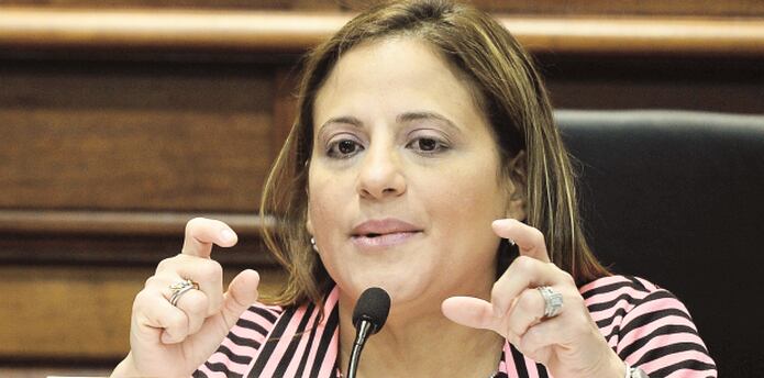La presidenta de la Comisión de Asuntos de la Mujer, Itzamar Peña (PNP), fue la única legisladora que estuvo en el foro de principio a fin. (Archivo)