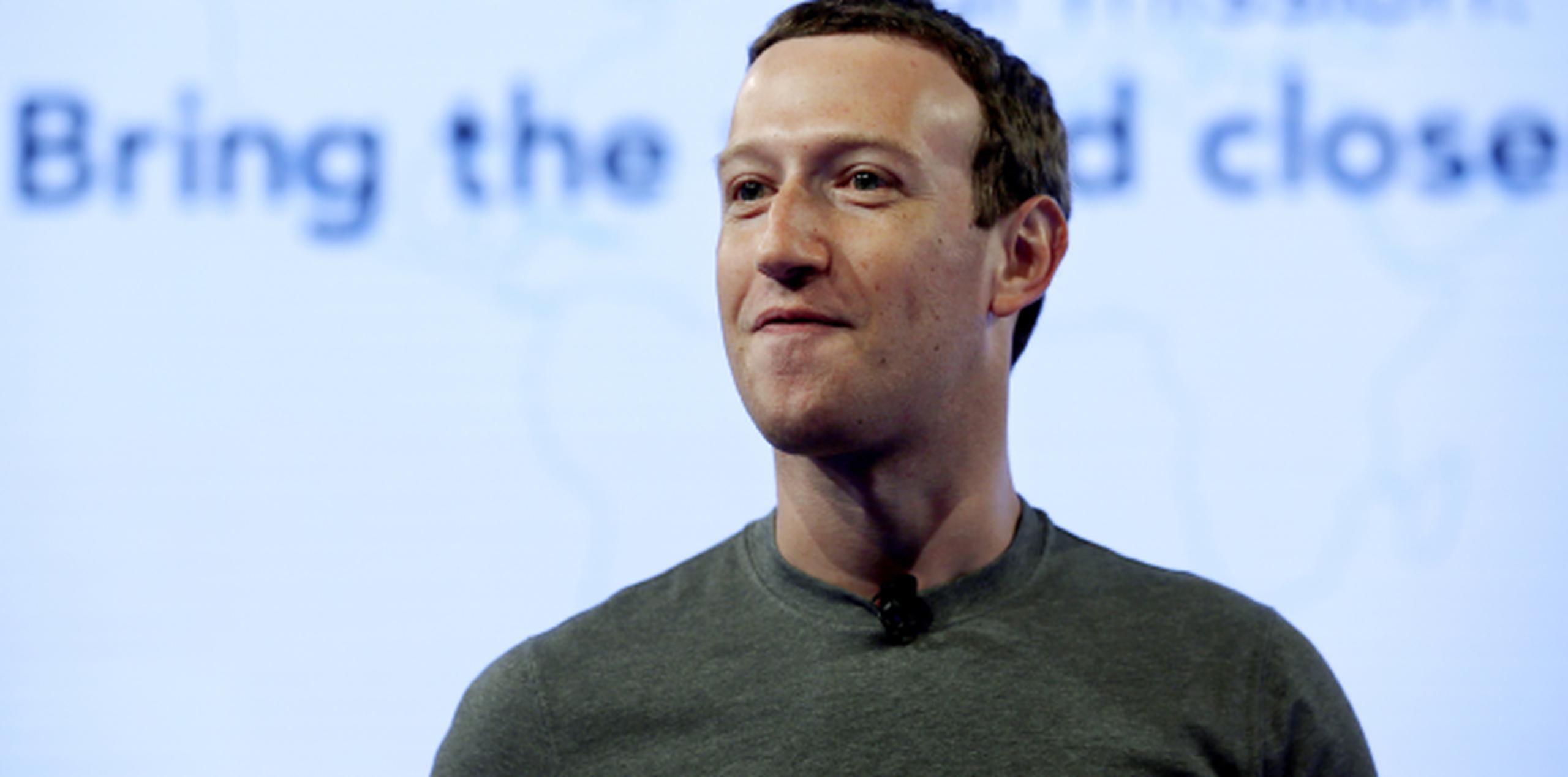 Damian Collins, presidente del comité de medios del Parlamento británicos, instó el martes a Zuckerberg a “pensar de nuevo” sobre la elección de no comparecer y volvió a invitarlo a testificar a través de video. (Archivo)