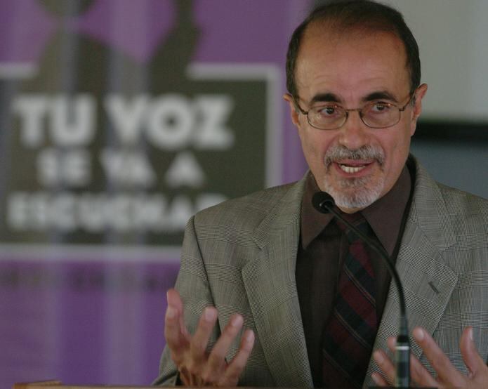 Dr. César Cordero