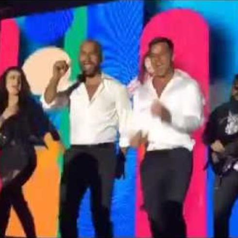 Ricky Martin y Amaury Nolasco bailan 'Claridad'