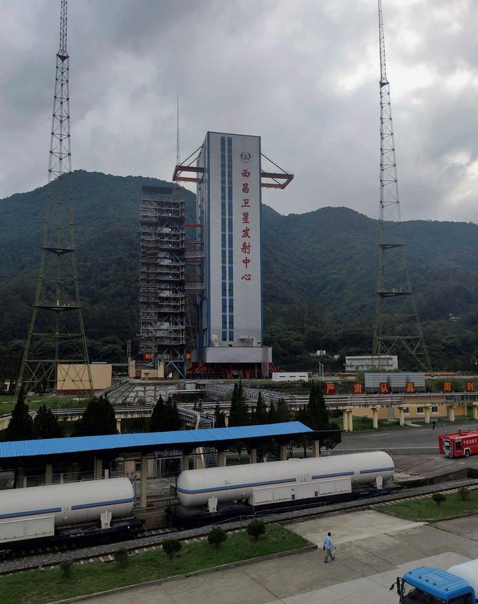 El satélite BDS-3 ha completado las pruebas técnicas en tierra y el cohete "Larga Marcha 3B", que lo llevará al espacio, se encuentra preparado en el centro de lanzamiento de Xichang, indicó, por su parte, la Oficina de Navegación por Satélite del gigante asiático.