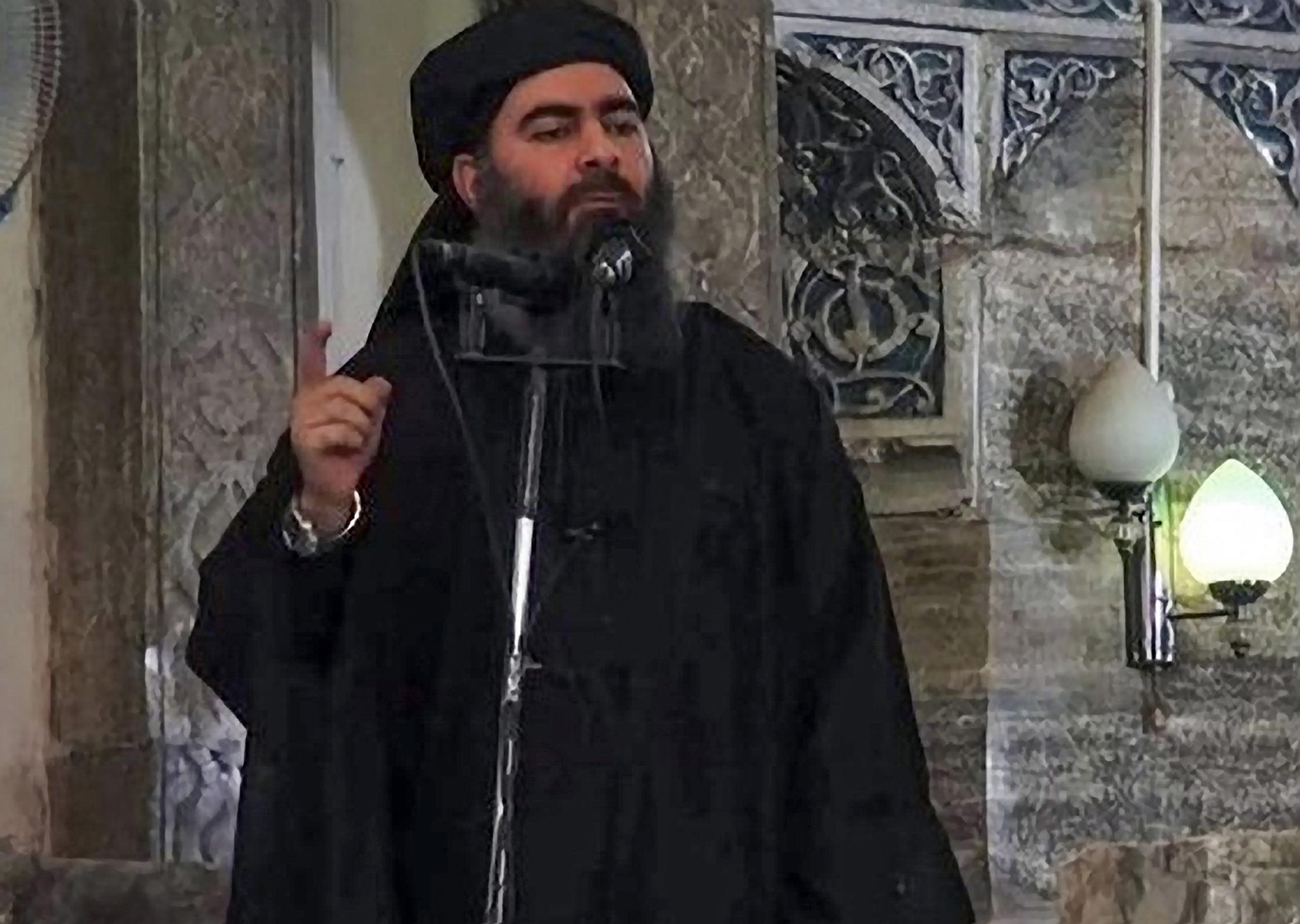 Abu Bakr al-Baghdadi, el enigmático líder del grupo Estado Islámico que presidió su guerra santa a nivel mundial y se convirtió en posiblemente el hombre más buscado del mundo, fue muerto en octubre de 2019 luego de ser blanco de un ataque de las fuerzas militares de Estados Unidos en Siria.