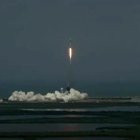 Increíble momento del lanzamiento de SpaceX y la NASA