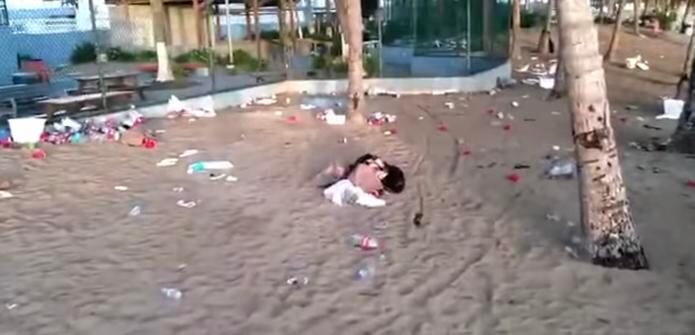 Parte de la playa de Isla Verde, en Carolina, amaneció hoy, domingo, con abundante basura, según denuncias en las redes sociales.