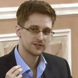 Snowden puede quedarse tres años en Rusia