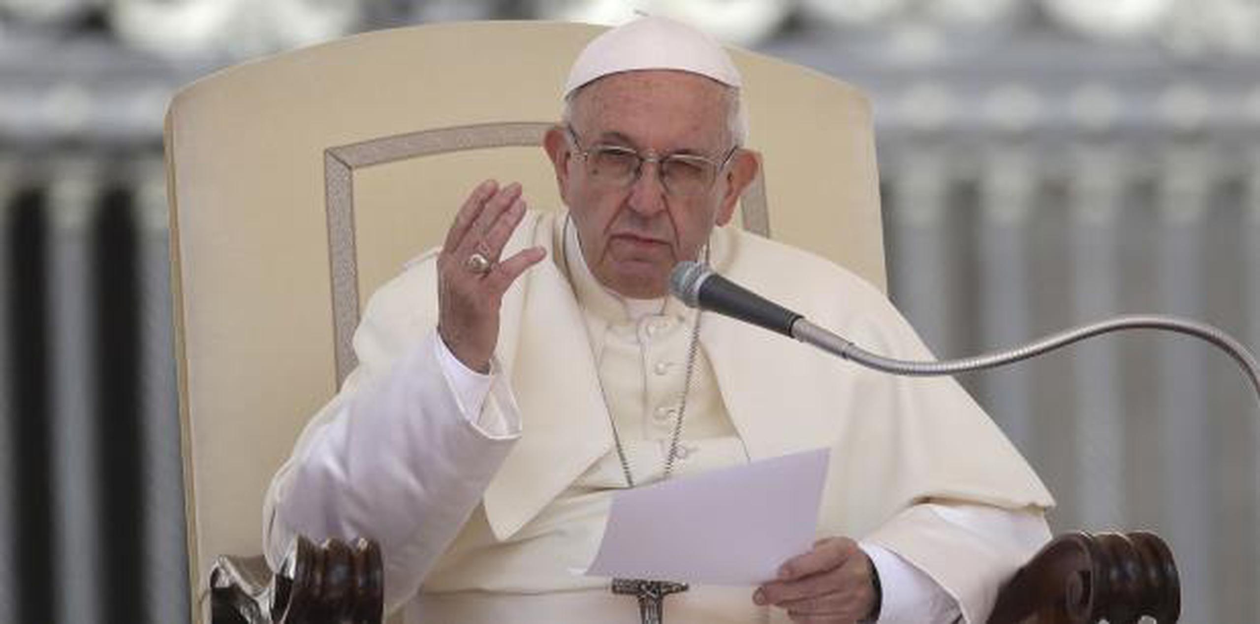 No se descarta que los obispos renuncien en bloque ya que el pontífice les dijo que “nadie puede eximirse". (AP)