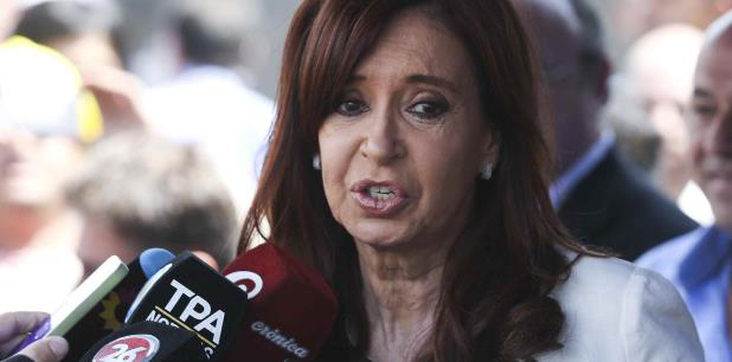 Fernández continúa siendo la dirigente opositora más popular y mejor perfilada para las elecciones generales de 2019. (AP)