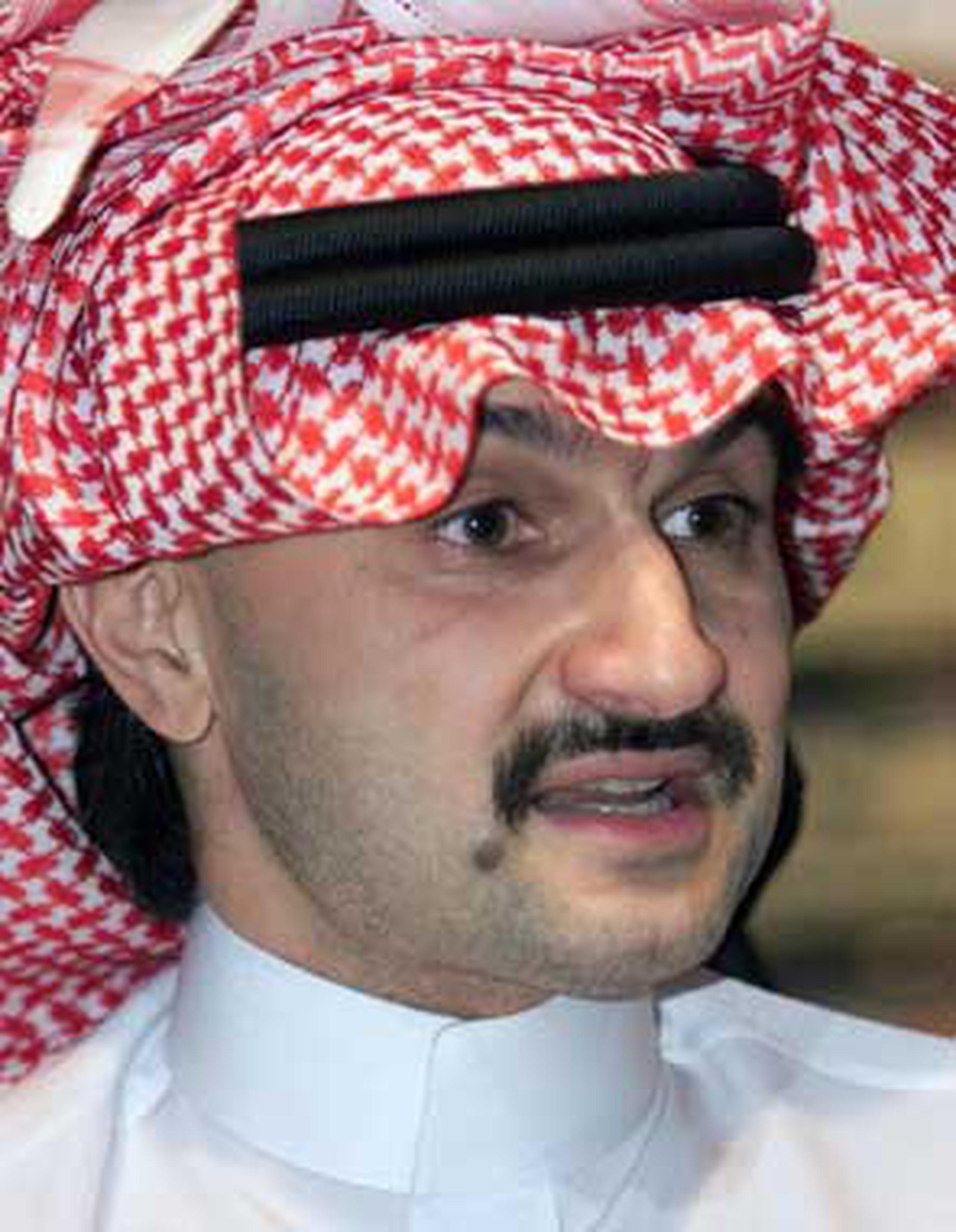 El príncipe saudí Alwaleed bin Talal ha insistido en que el valor de su patrimonio está en torno a $30,000.   (AFP/Archivo)