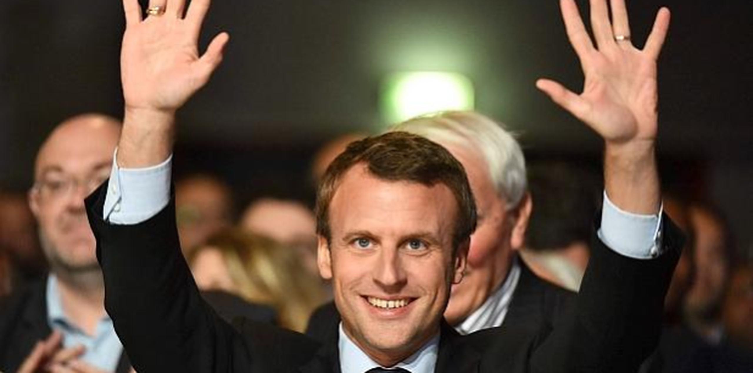 Emmanuel Macron de 39 años. (GDA)