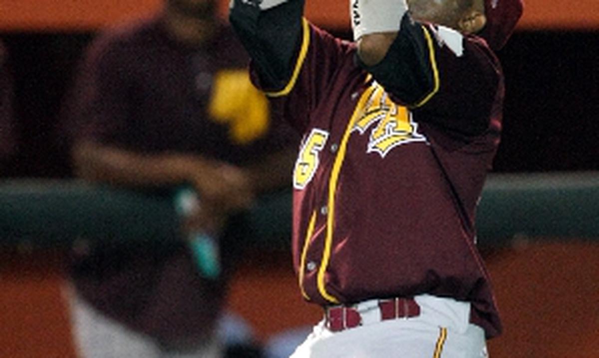 Comerío y Guayama aseguran el liderato Primera Hora