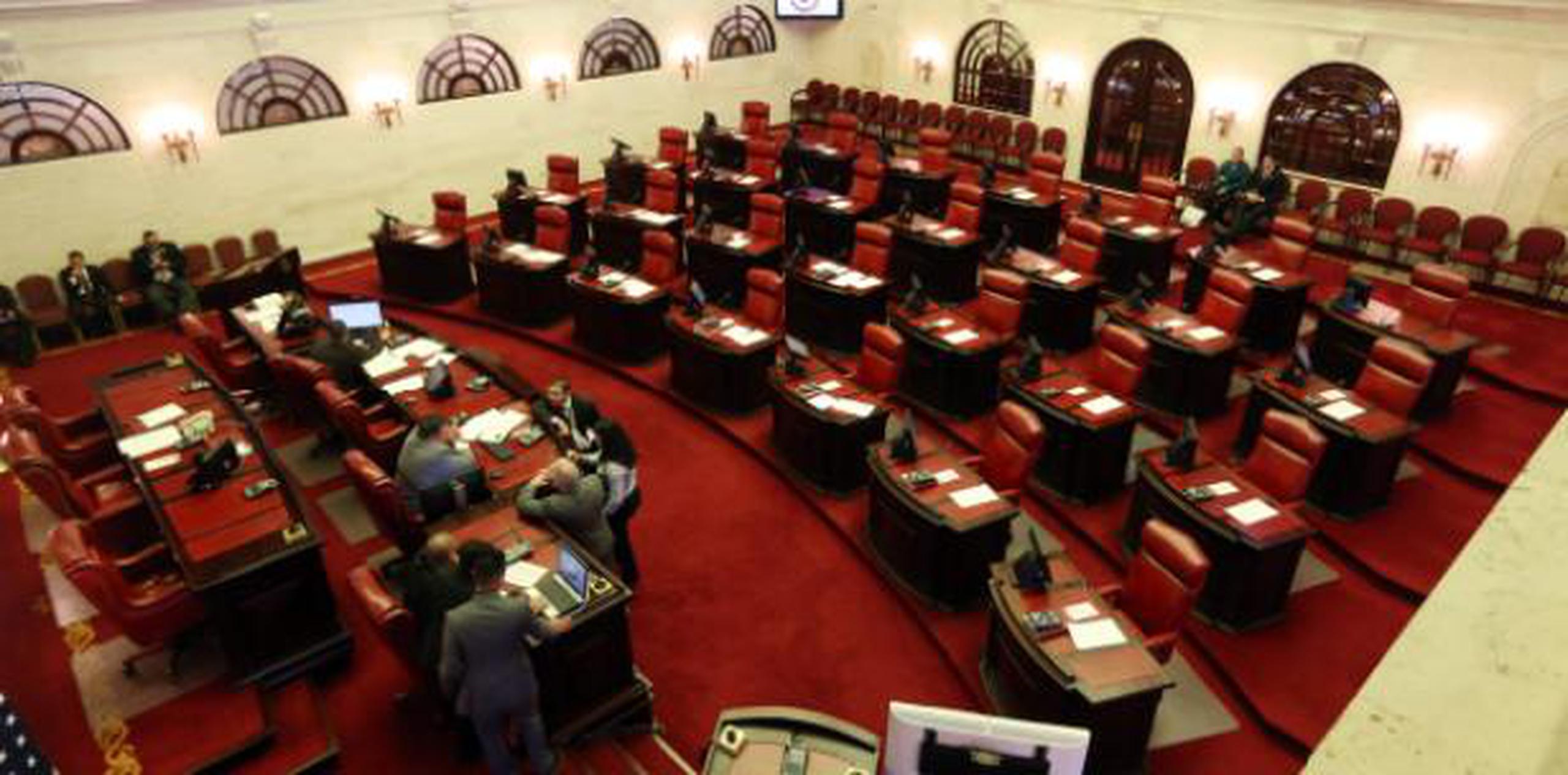 Tanto el Senado como la Cámara de Representantes pautaron el inicio de la sesión para la 1:00 p.m. de este lunes. (Archivo)