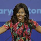 Michelle Obama enloquece la web al dejarse ver con el pelo al natural