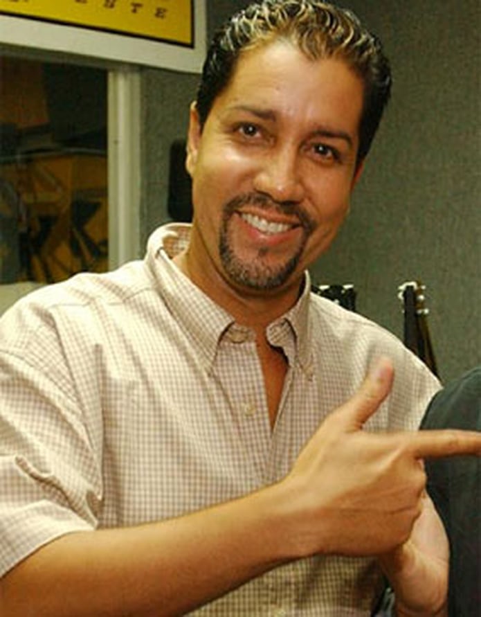 Frankie Jay Se Va Para Z 93 Con Ali Warrington Primera Hora Stream tracks and playlists from frankie jayy on your desktop or mobile device. frankie jay se va para z 93 con ali