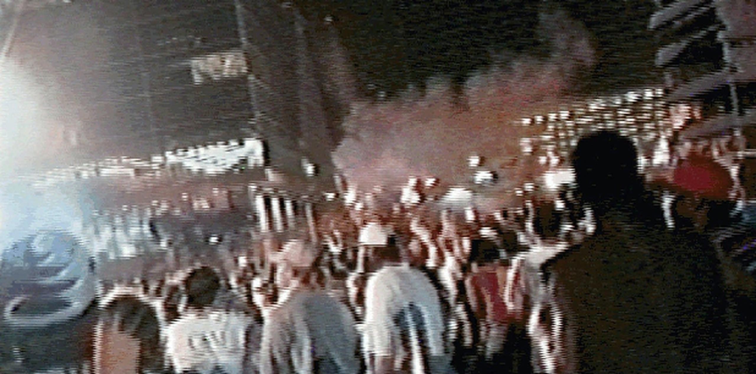 Cientos de personas se encontraban en el Centennial Olympic Park de Atlanta el 27 de julio de 1996, cuando una bomba explotó. Hubo dos muertos y más de 200 heridos. Archivo