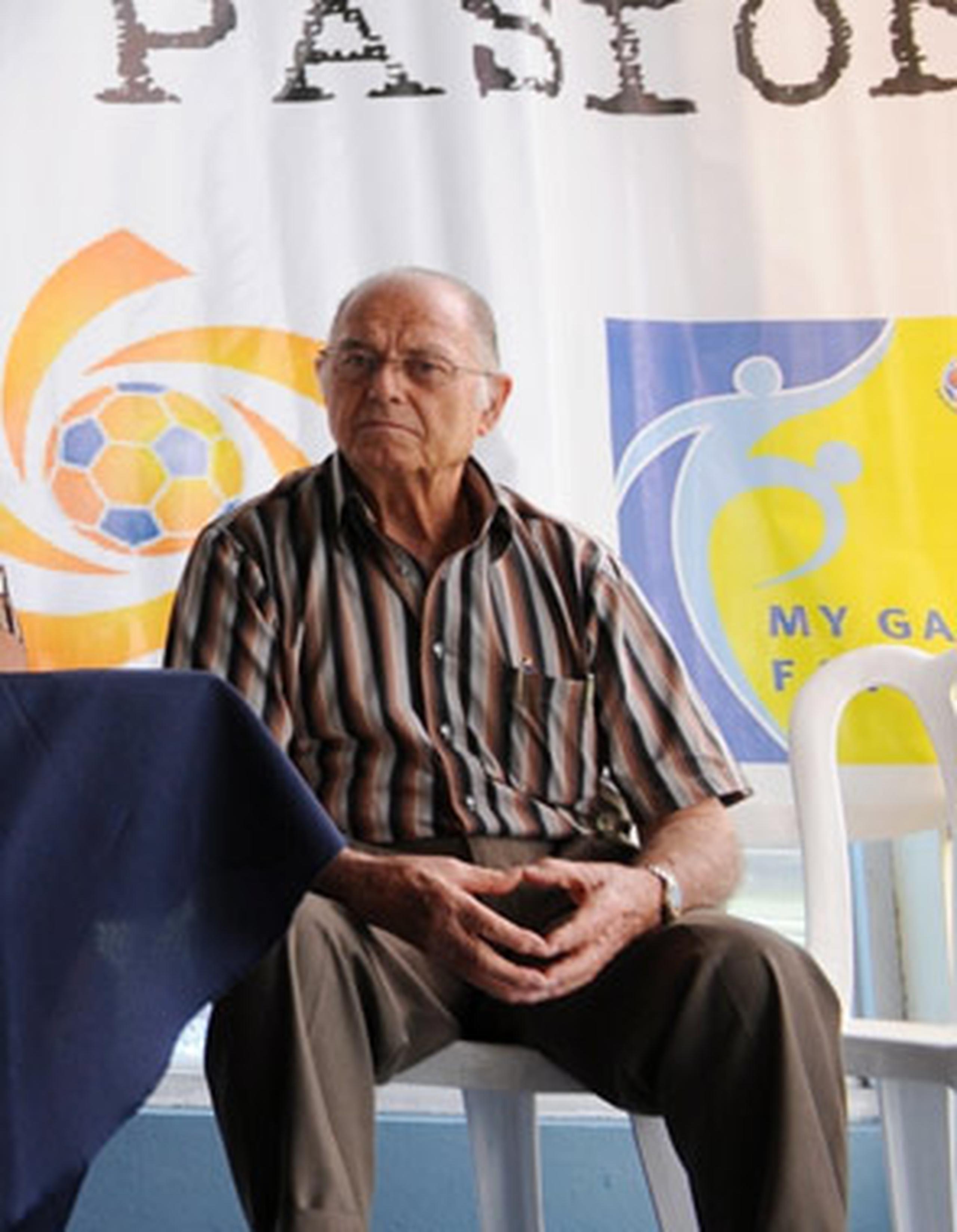 Villarejo llegó a Puerto Rico en 1956, y desde entonces trabajó en el fútbol de la Isla. (Archivo)