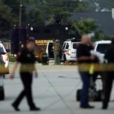 Caos y pánico, así describen testigos el tiroteo en un centro comercial de Texas 