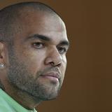 Juicio contra el futbolista brasileño Dani Alves por presunta agresión sexual inicia el lunes