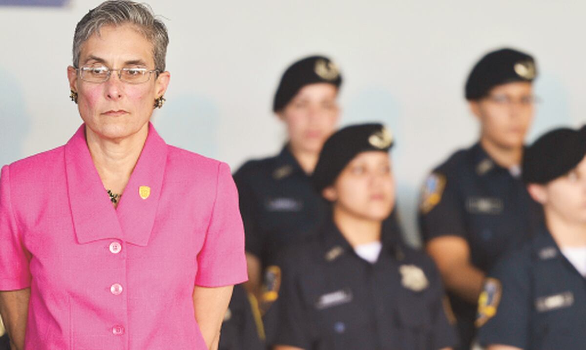 Revisarán reforma de la Policía Primera Hora